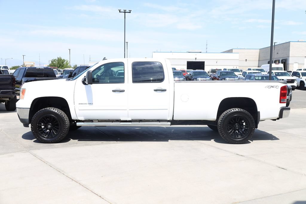 Used 2014 GMC Sierra 3500 SLE w/ SLE Preferred Package AWD/4WD image 3