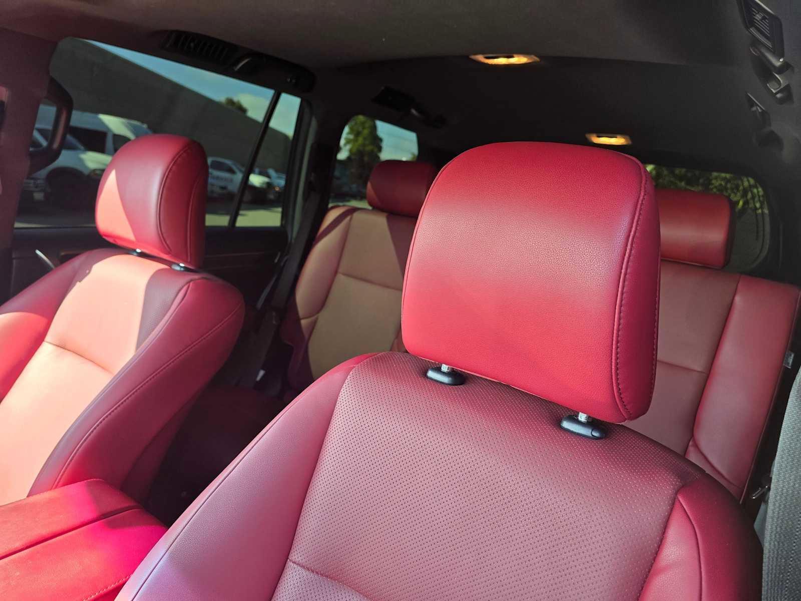 Used 2022 Lexus GX 460 Premium w/ Premium Package image 24