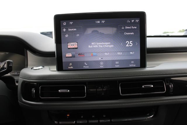 Used 2020 Lincoln Aviator Reserve w/ Elements Package Plus AWD/4WD image 15