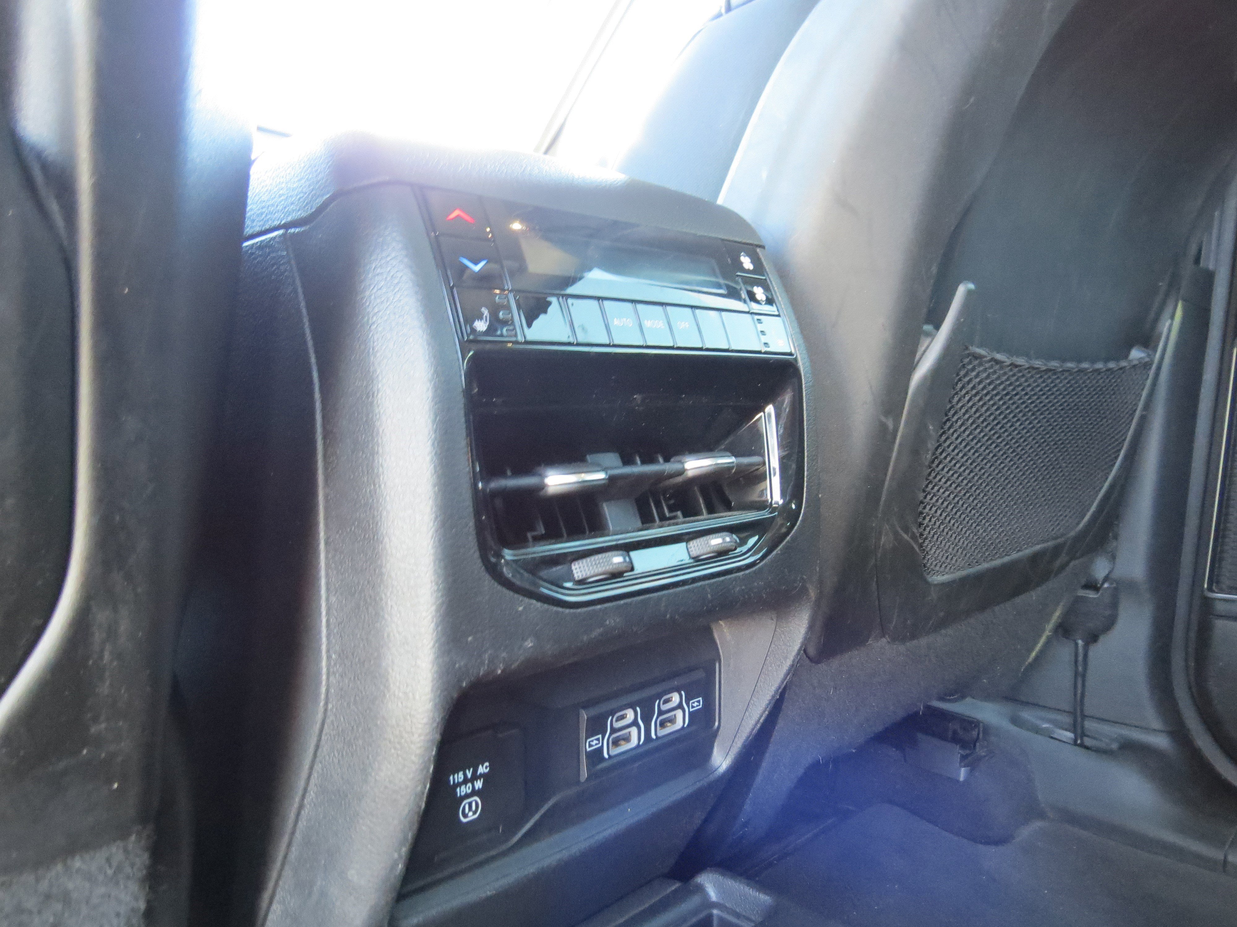 Used 2022 Jeep Grand Cherokee L Limited image 18