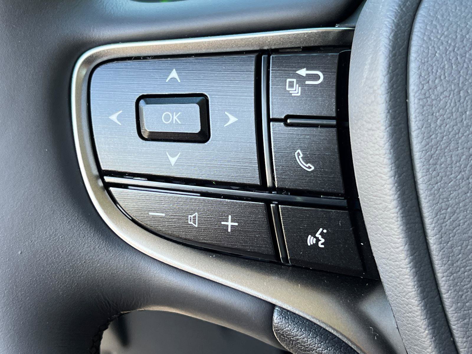 New 2025 Lexus ES 350 w/ Premium Package image 19