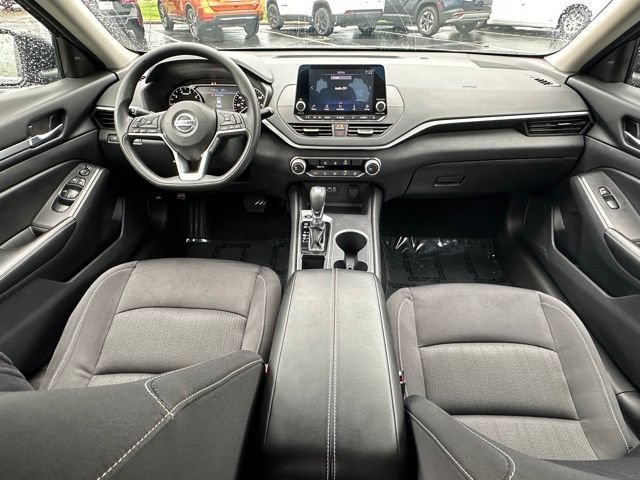 Used 2022 Nissan Altima 2.5 SV FWD image 30