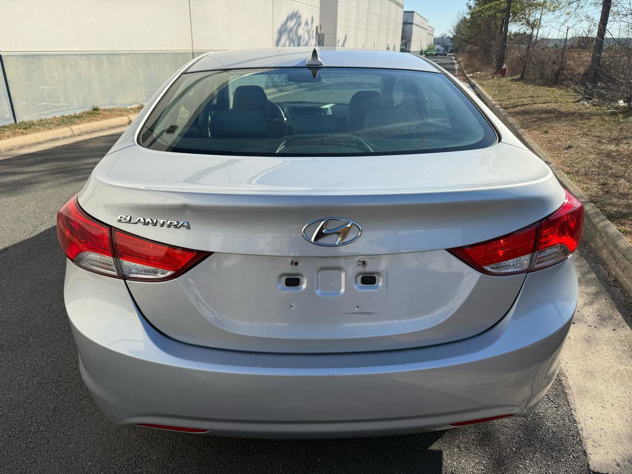 Used 2013 Hyundai Elantra GLS w/ Preferred Pkg image 8