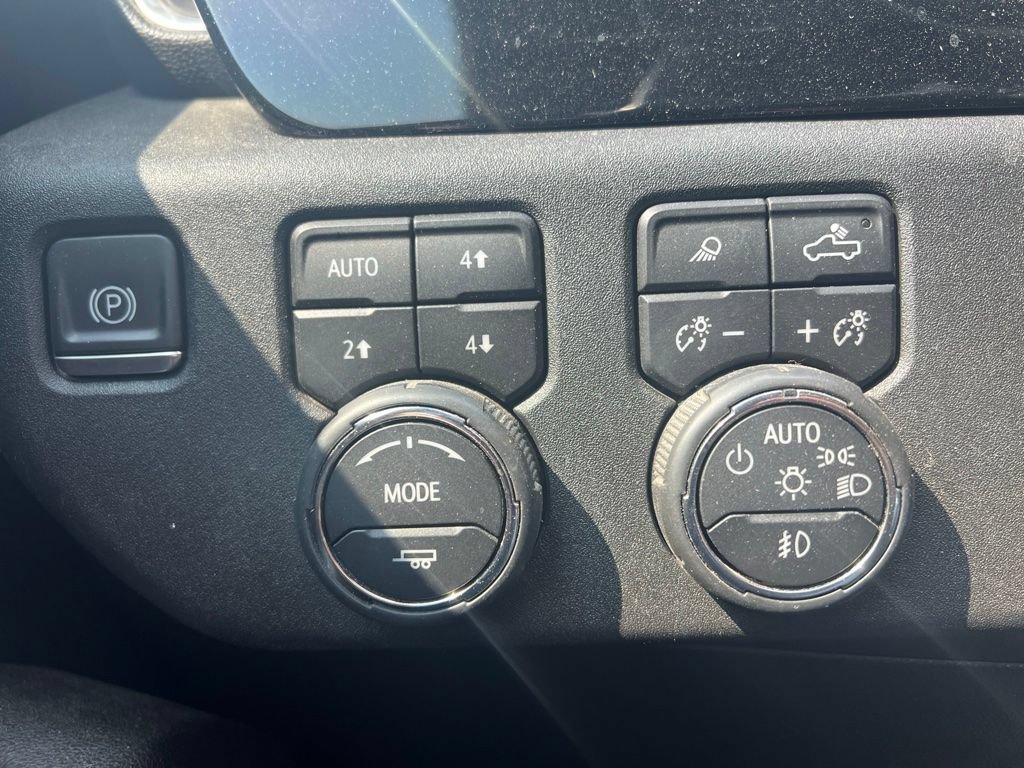 Used 2024 Chevrolet Silverado 2500 High Country w/ Z71 Off-Road Package AWD/4WD image 22