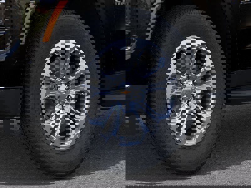 New 2026 Chevrolet Suburban LT image 9