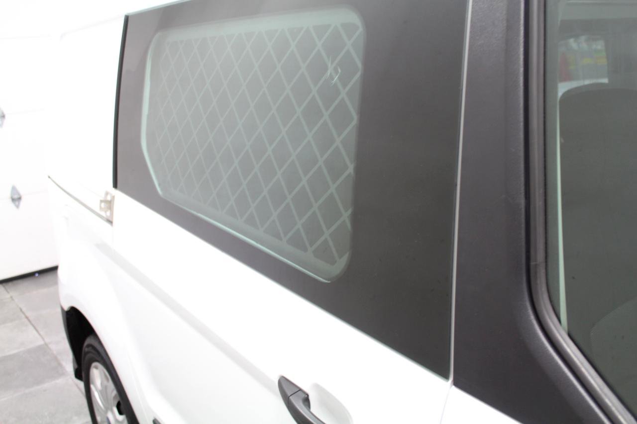 Used 2022 Ford Transit Connect XL image 32