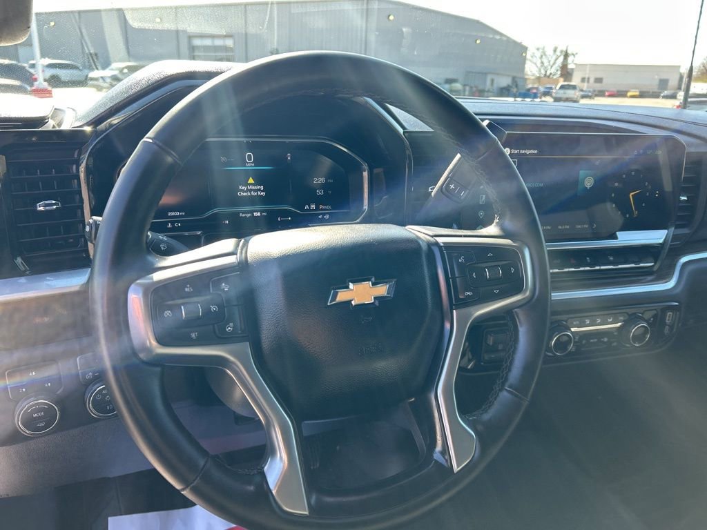 Used 2025 Chevrolet Silverado 2500 LT w/ Convenience Package image 14