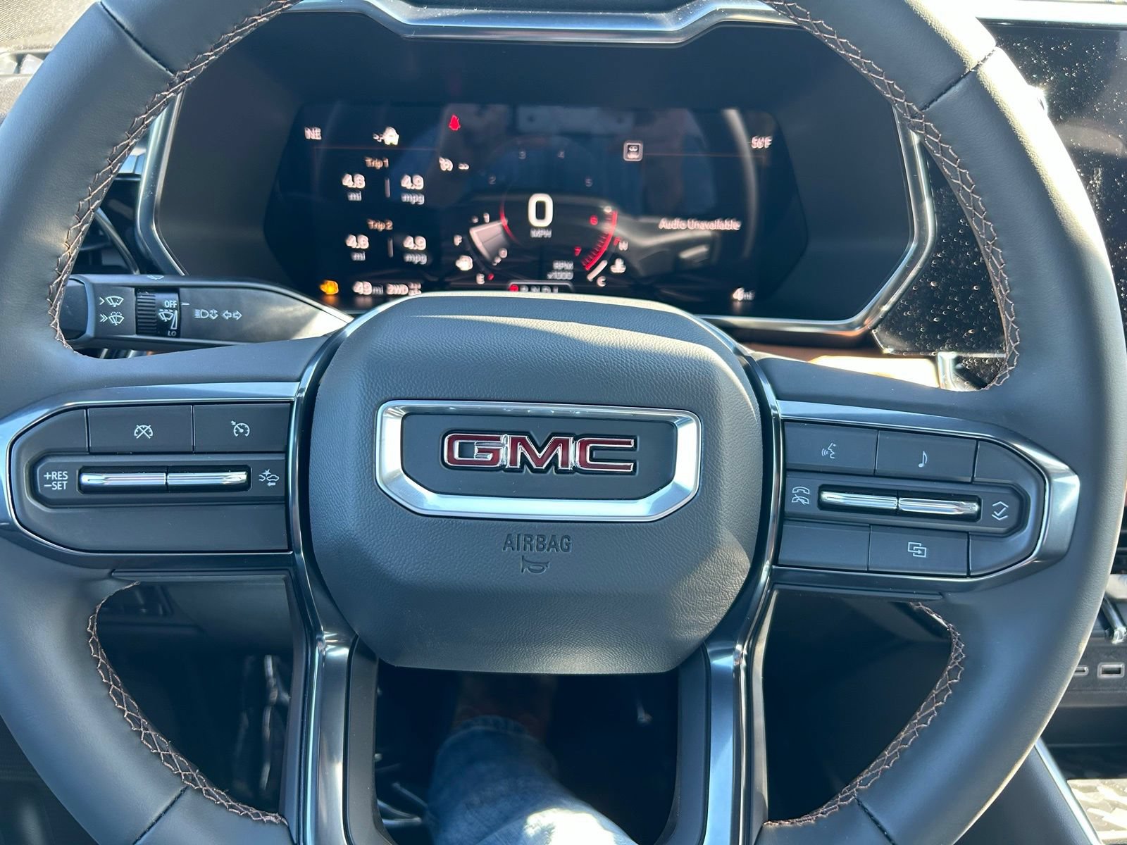 New 2026 GMC Canyon AT4 AWD/4WD image 14