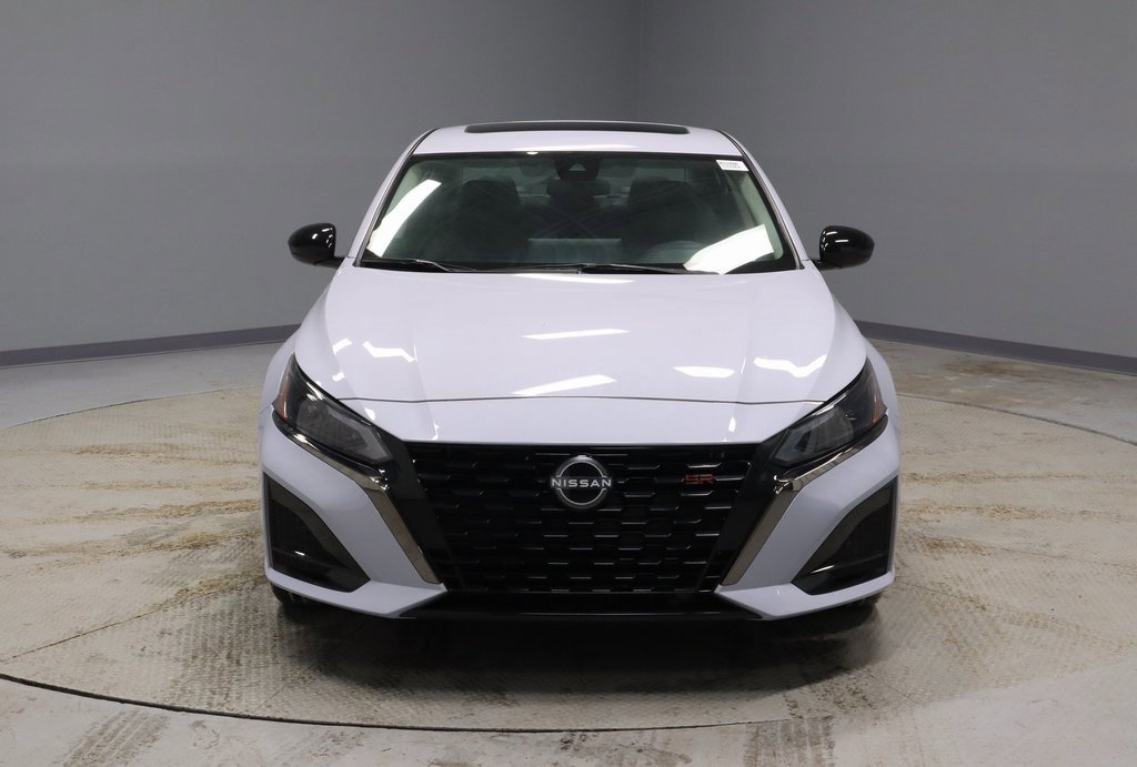 Certified 2024 Nissan Altima 2.5 SR w/ SR Premium Package image 5