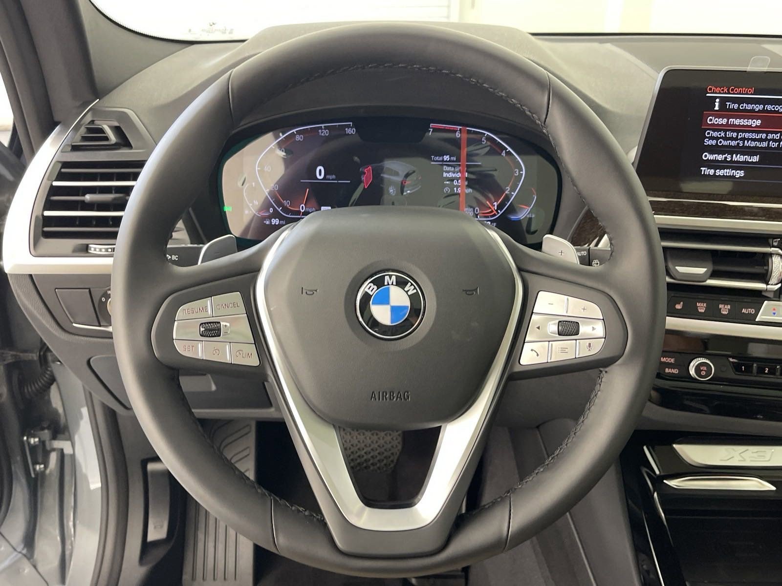 Used 2024 BMW X3 xDrive30i w/ Convenience Package w/ZPA image 16