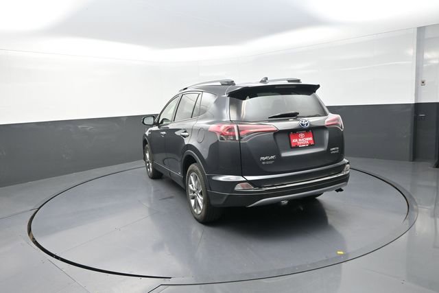 Used 2018 Toyota RAV4 Limited AWD/4WD image 59