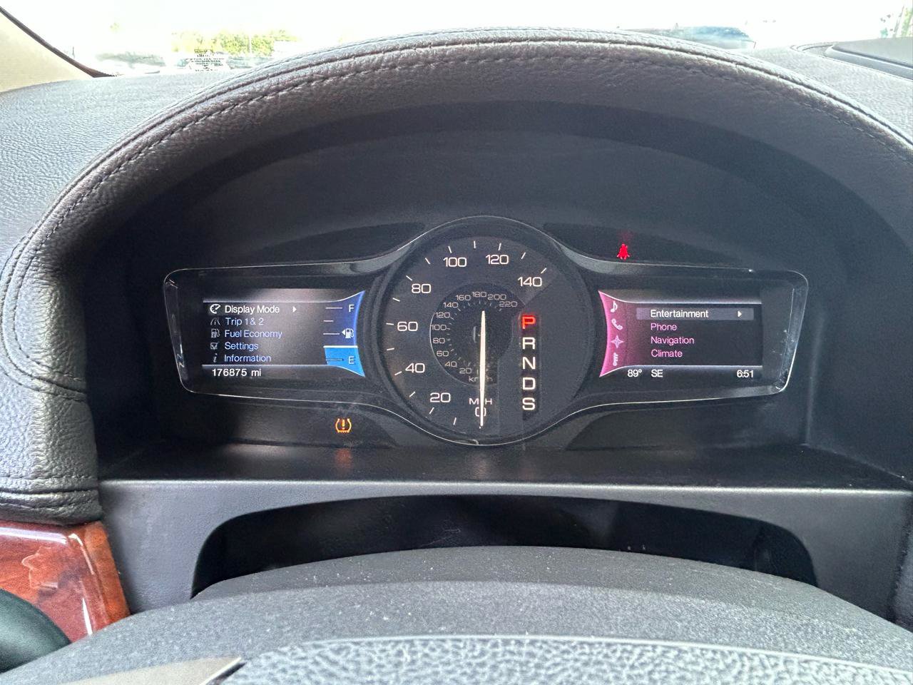 Used 2013 Lincoln MKX AWD image 22