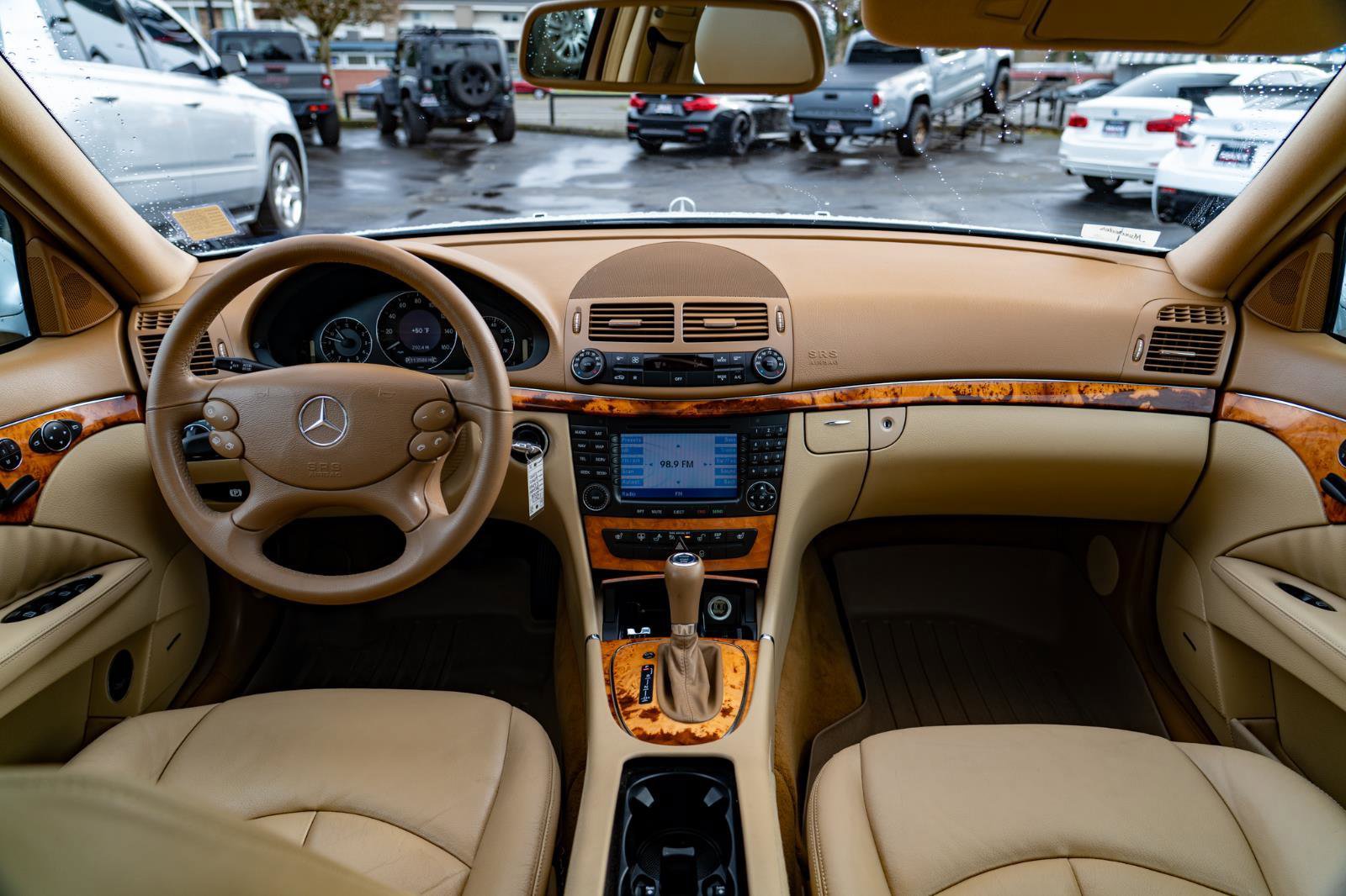 Used 2008 Mercedes-Benz E 350 4MATIC Sedan image 20