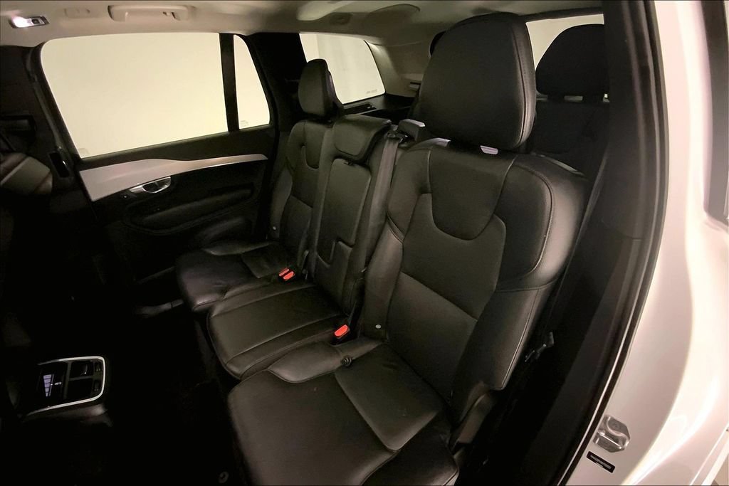 Used 2017 Volvo XC90 T6 Momentum w/ Vision Package AWD/4WD image 14