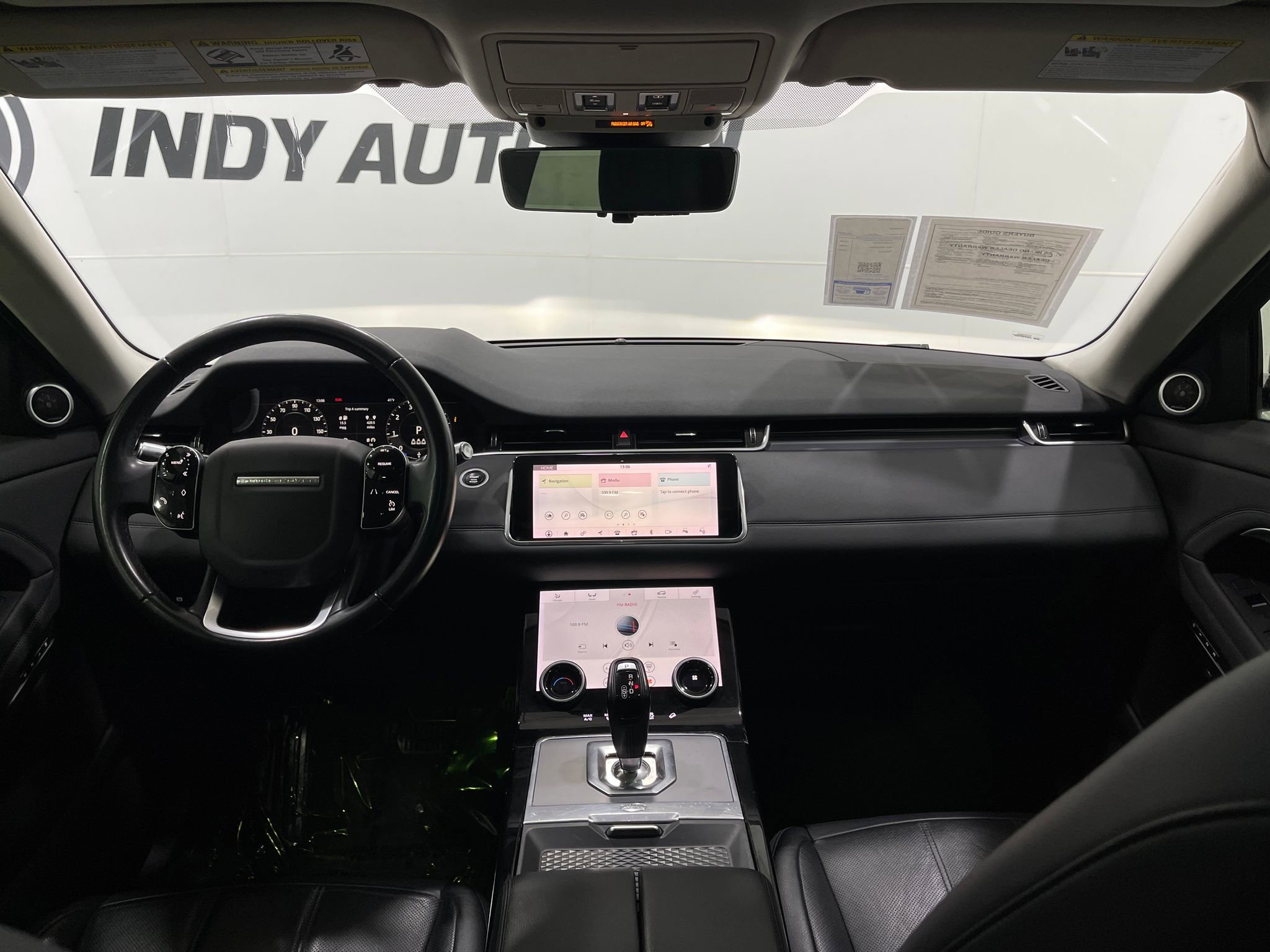 Used 2020 Land Rover Range Rover Evoque SE AWD/4WD image 19