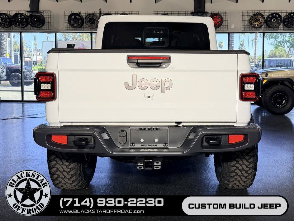 Used 2023 Jeep Gladiator Mojave w/ LED Lighting Group AWD/4WD image 11