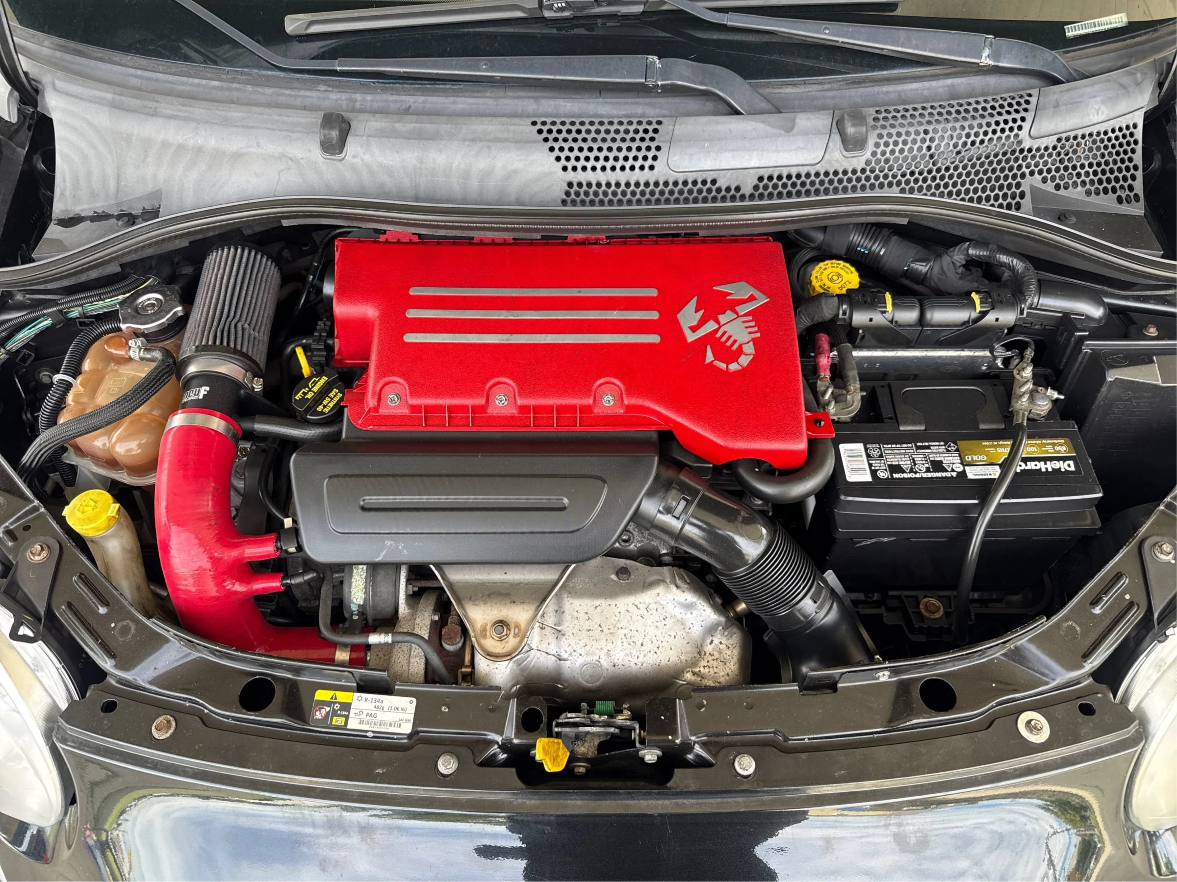 Used 2012 FIAT 500 Abarth w/ Safety & Convenience Pkg FWD image 11
