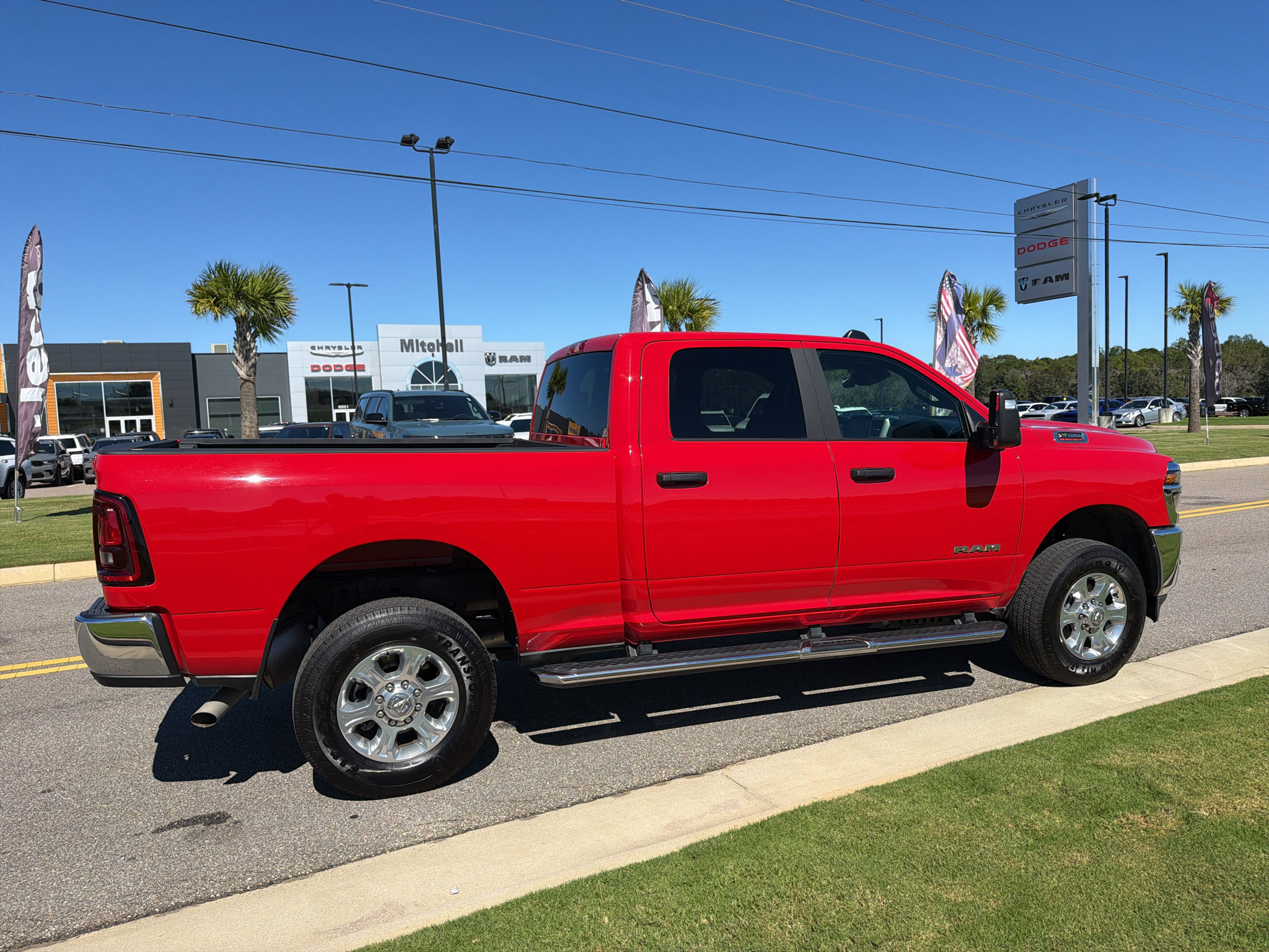 Certified 2026 RAM 2500 Big Horn AWD/4WD image 2