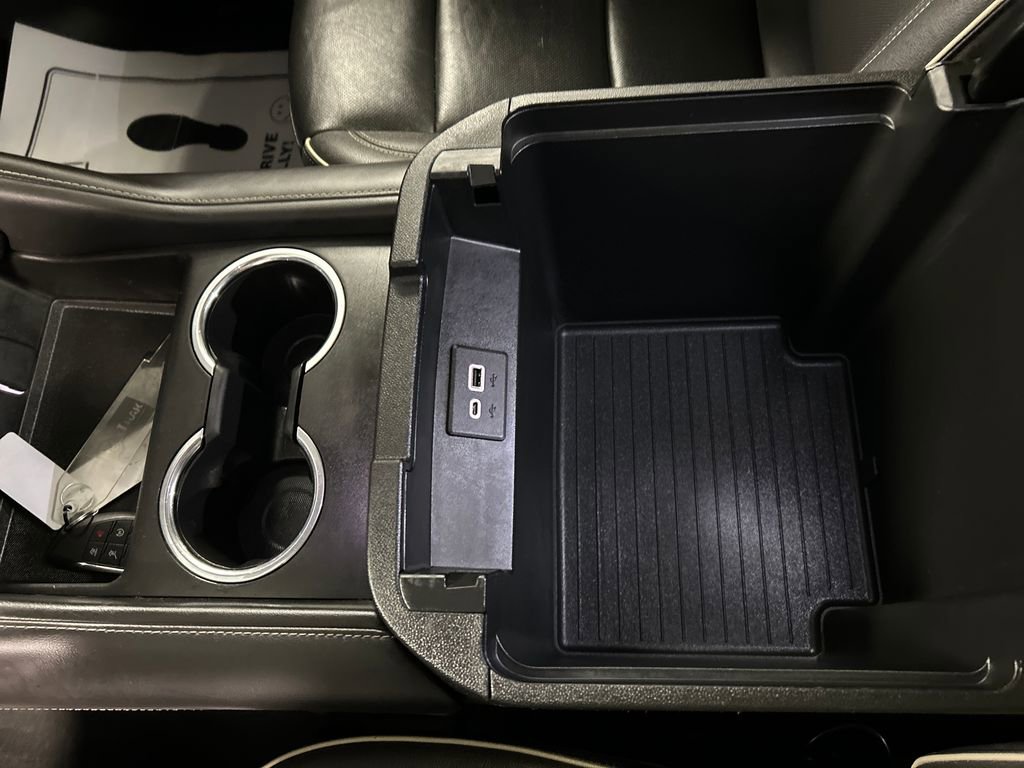 Used 2023 GMC Yukon SLT image 21