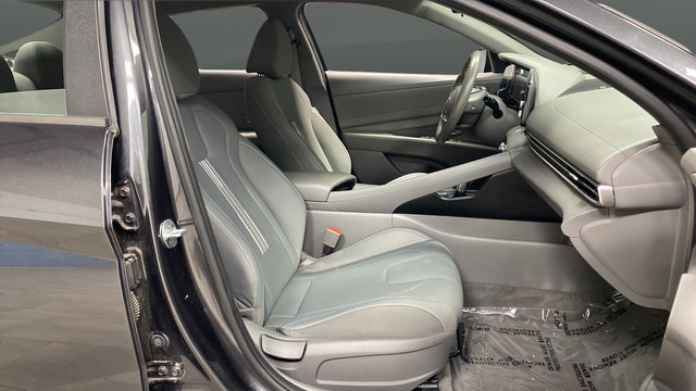 Certified 2022 Hyundai Elantra SEL w/ Convenience Package FWD image 23