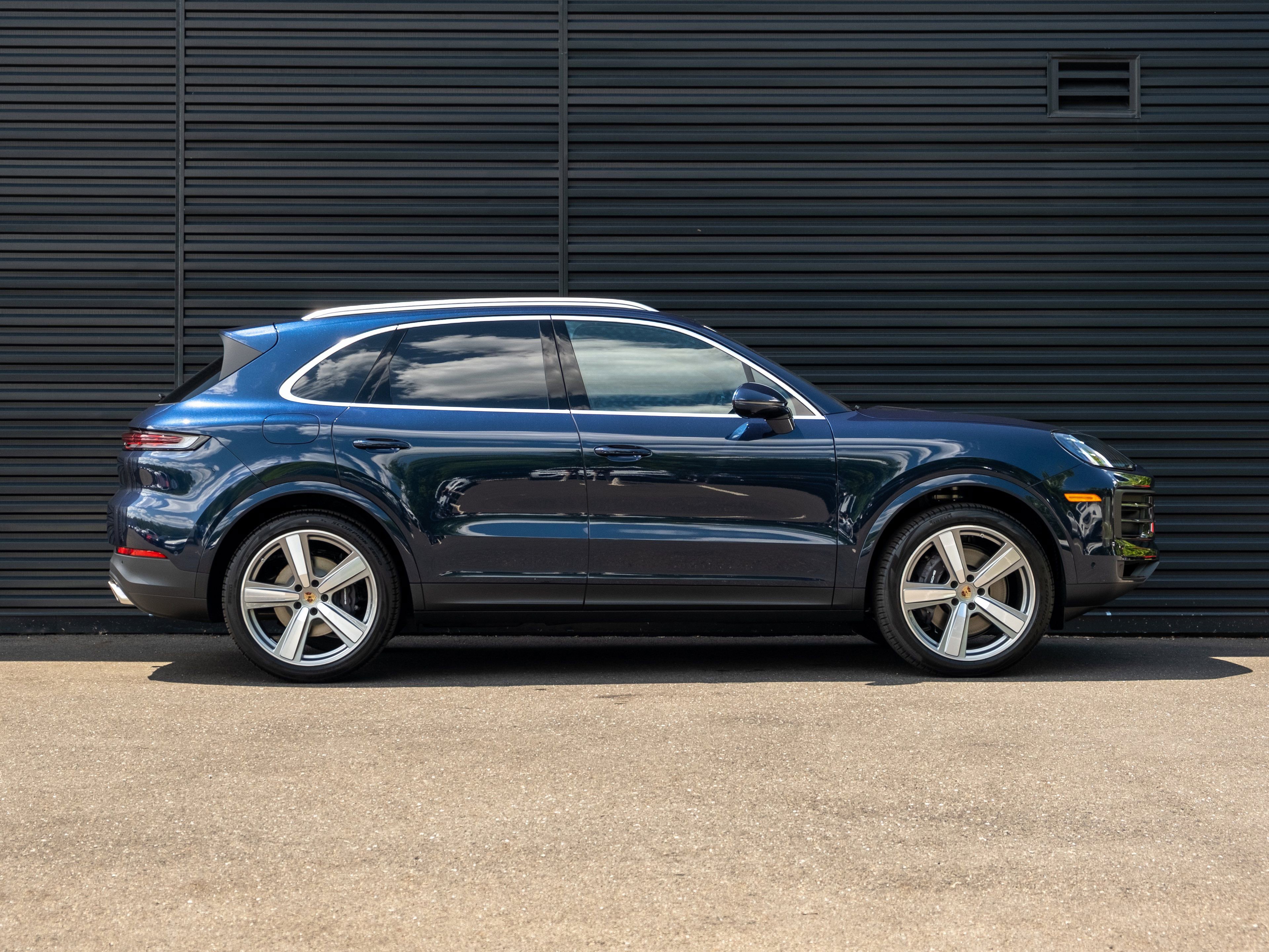 Certified 2026 Porsche Cayenne image 9