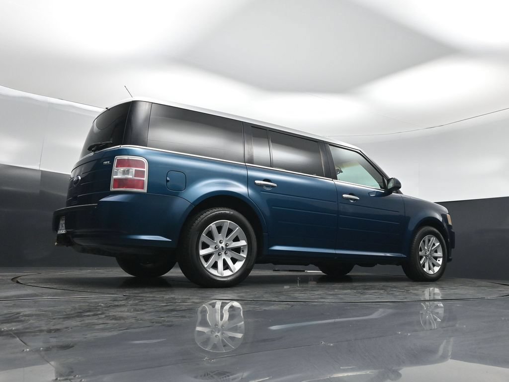 Used 2011 Ford Flex SEL FWD image 44