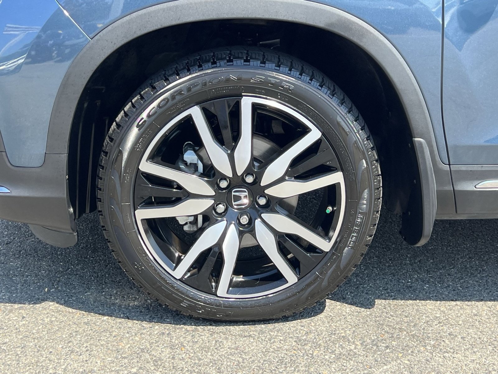 Used 2021 Honda Pilot Touring image 9