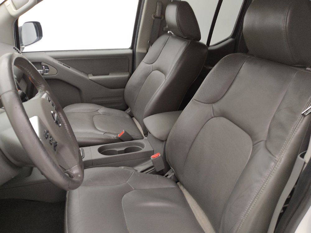 Used 2019 Nissan Frontier SL RWD image 17