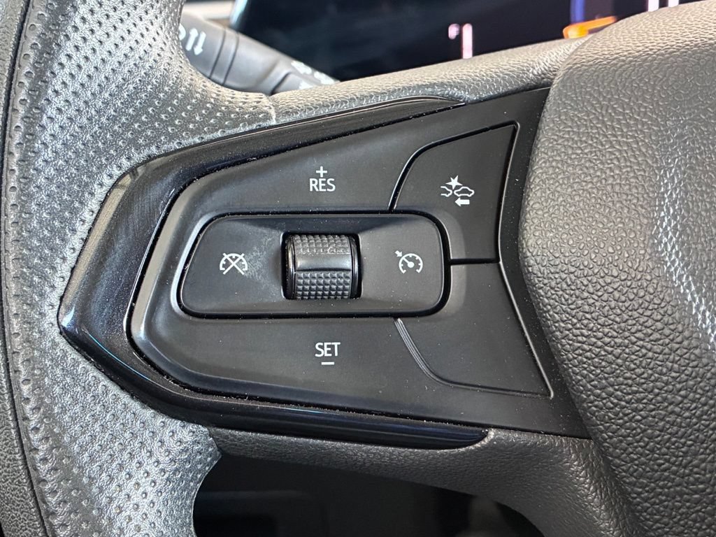 Used 2024 Chevrolet TrailBlazer LT w/ Driver Confidence Package FWD image 15