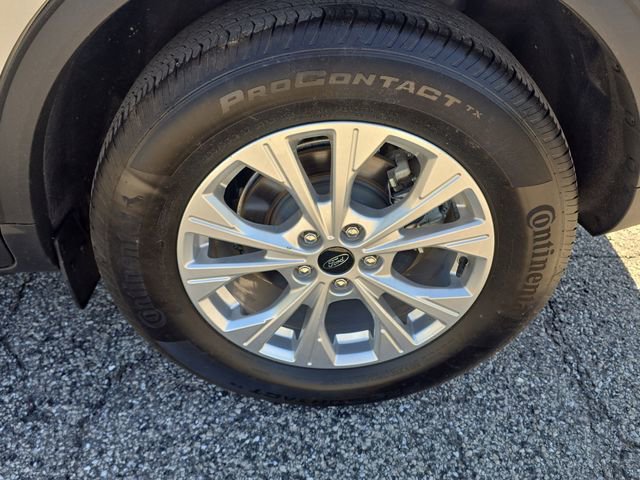 Certified 2023 Ford Escape Active AWD/4WD image 5