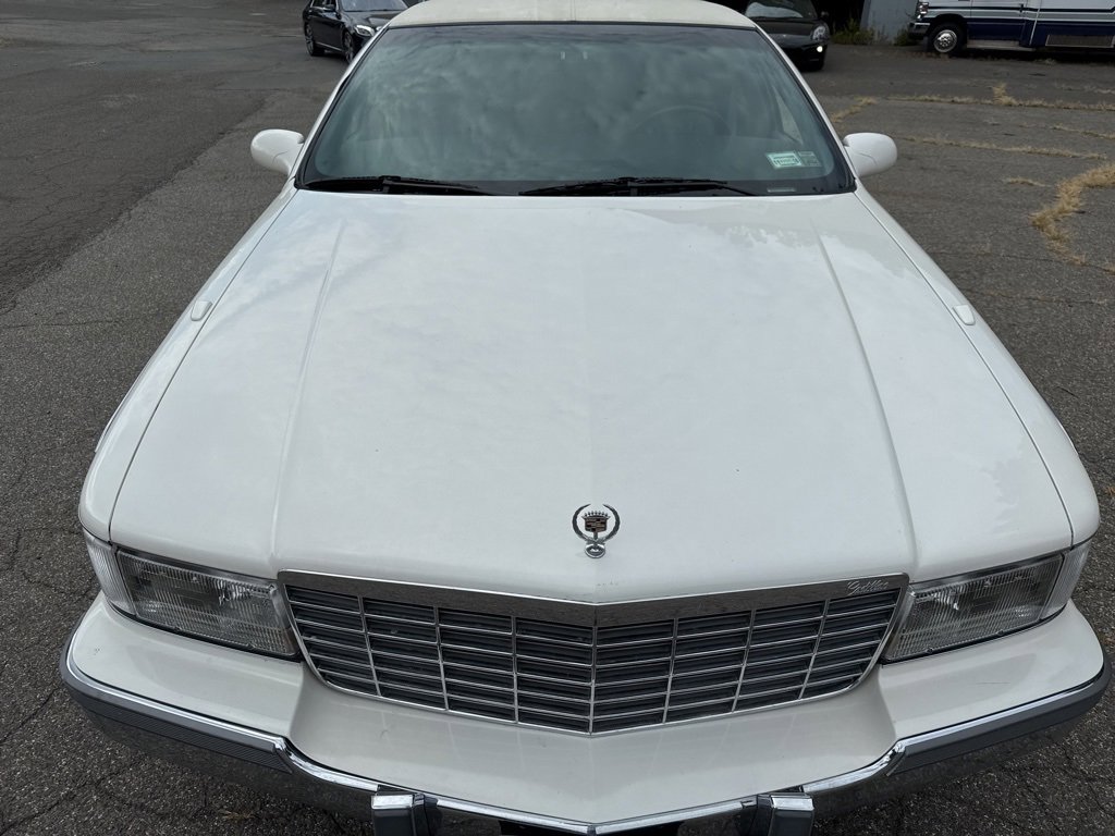 Used 1995 Cadillac Fleetwood Brougham image 5