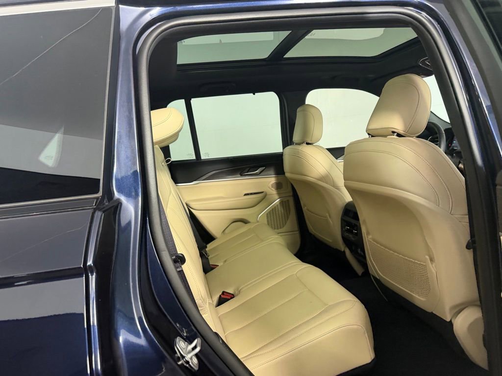 Used 2022 Jeep Grand Cherokee Limited 4xe w/ Luxury Tech Group II image 34