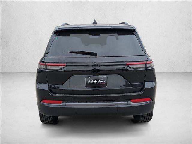 New 2026 Jeep Grand Cherokee Altitude image 7