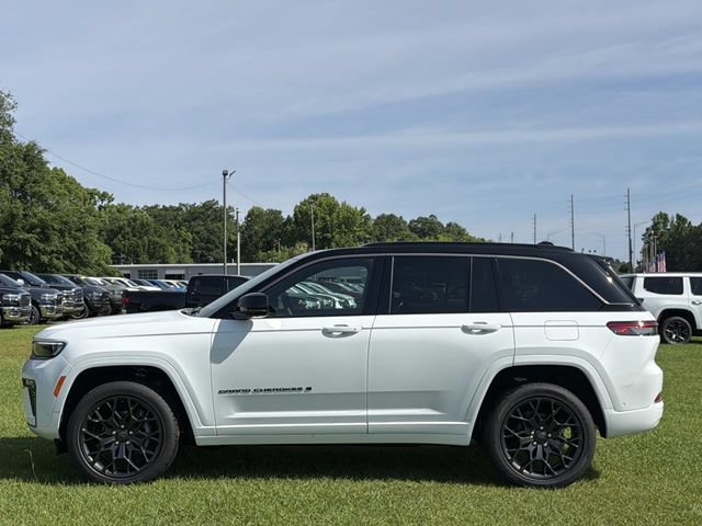 New 2026 Jeep Grand Cherokee Summit w/ Obsidian Package AWD/4WD image 14