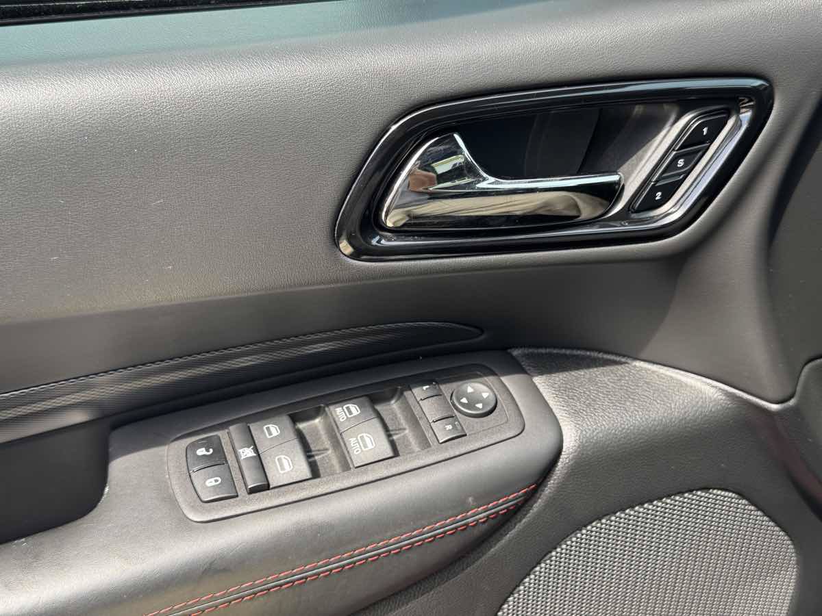 Used 2023 Dodge Durango GT RWD image 31