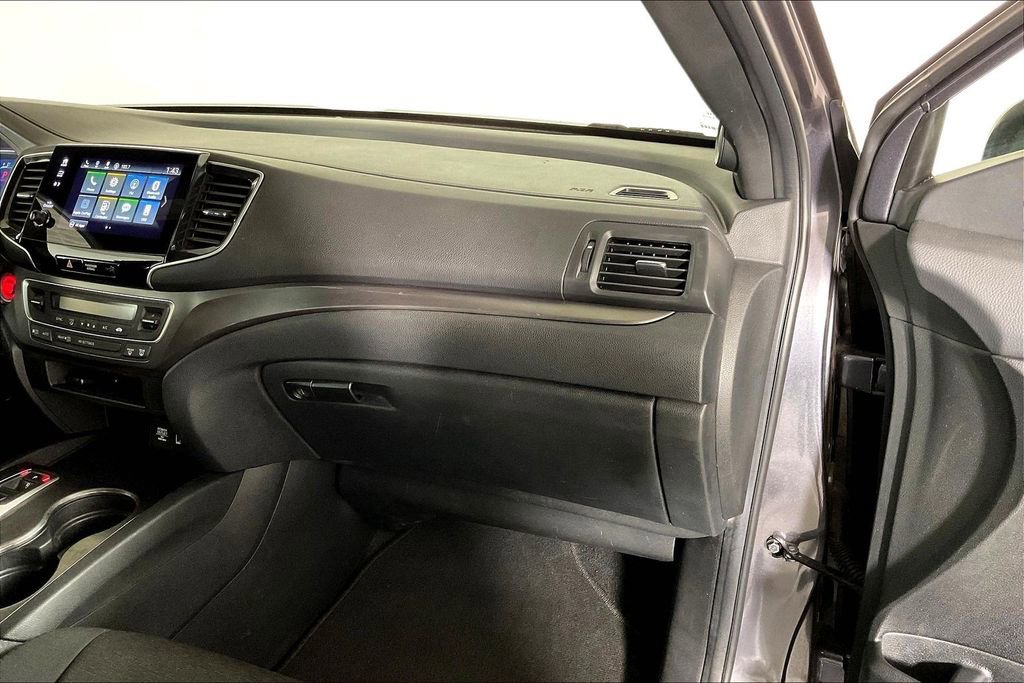 Used 2021 Honda Passport Sport image 16