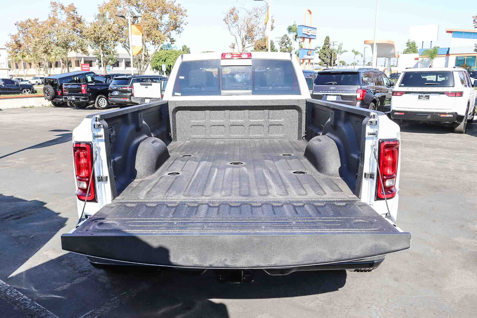 New 2027 RAM 3500 Tradesman AWD/4WD image 11