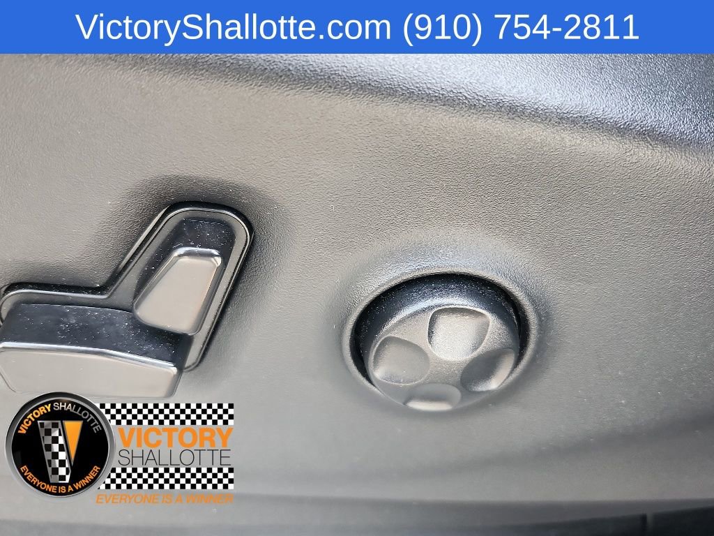 Certified 2024 Chrysler Pacifica Touring-L FWD image 20