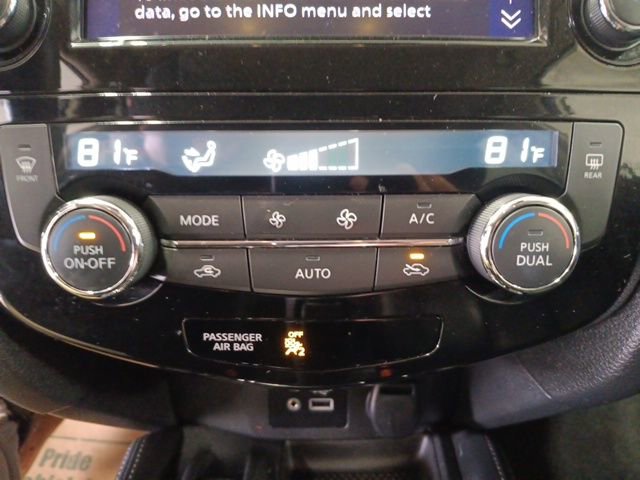 Used 2020 Nissan Rogue SL image 19