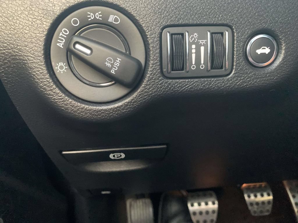 Used 2023 Dodge Challenger R/T Scat Pack w/ Plus Package RWD image 33