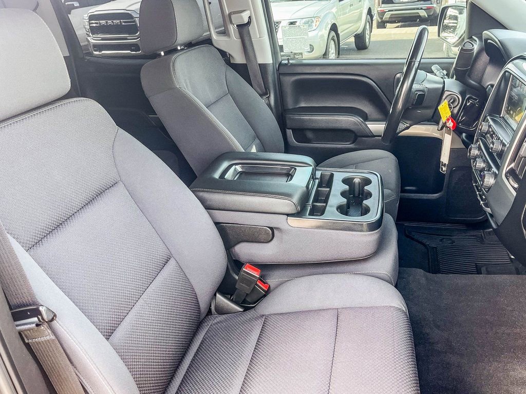 Used 2018 Chevrolet Silverado 1500 LT w/ All Star Edition image 46