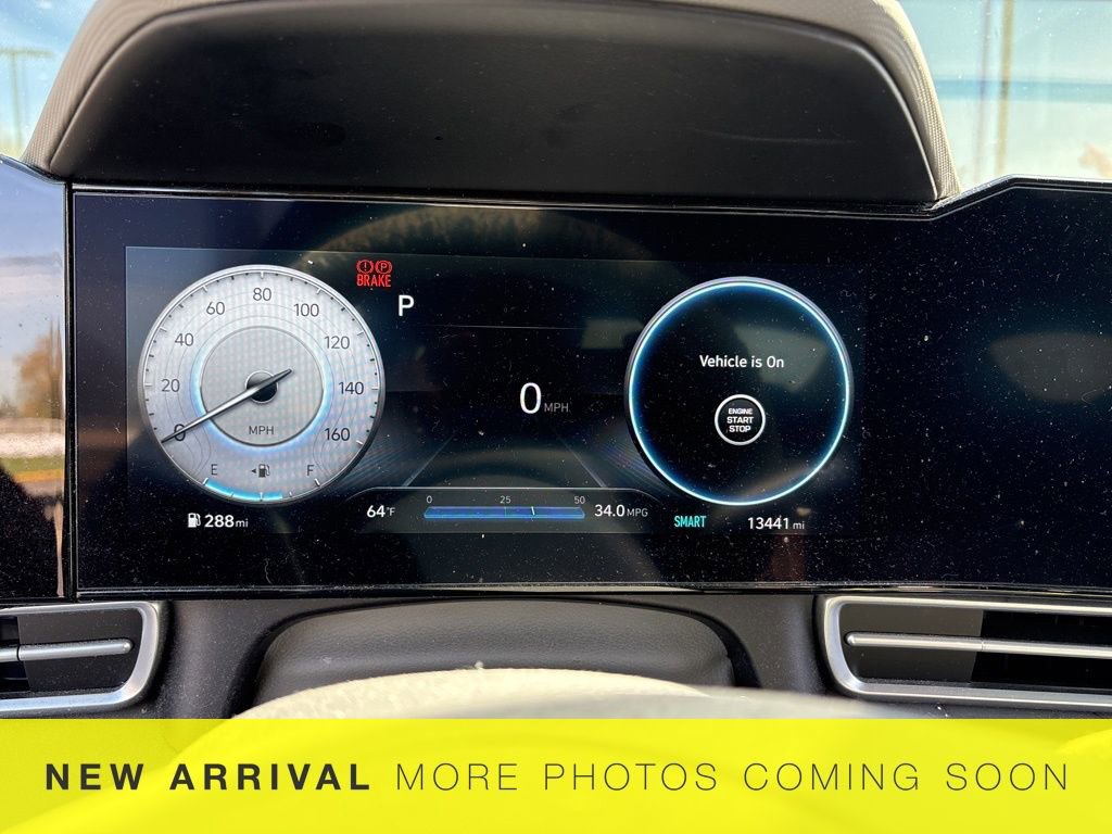 Used 2023 Hyundai Elantra SEL w/ Convenience Package image 12