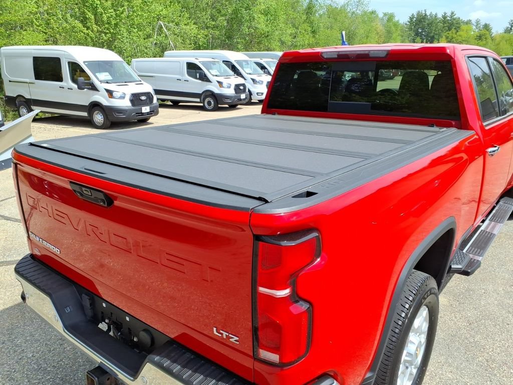 Used 2024 Chevrolet Silverado 2500 LTZ w/ LTZ Convenience Package AWD/4WD image 13