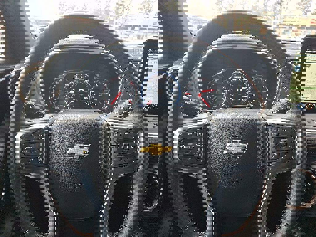 Used 2023 Chevrolet Blazer Premier image 19