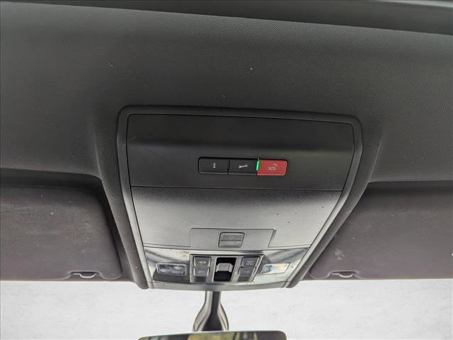 Used 2021 Volkswagen Atlas Cross Sport SE w/ Panoramic Sunroof Package image 20