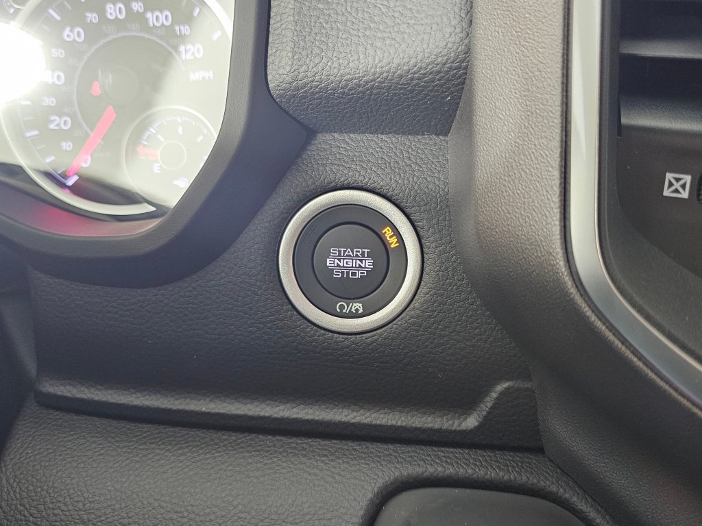 New 2026 RAM 1500 Big Horn AWD/4WD image 26