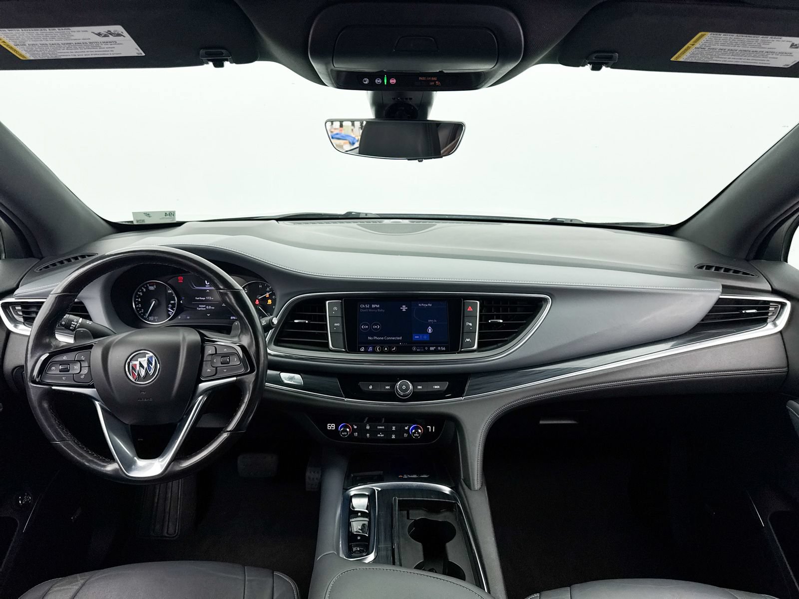 Used 2022 Buick Enclave Premium AWD/4WD image 21