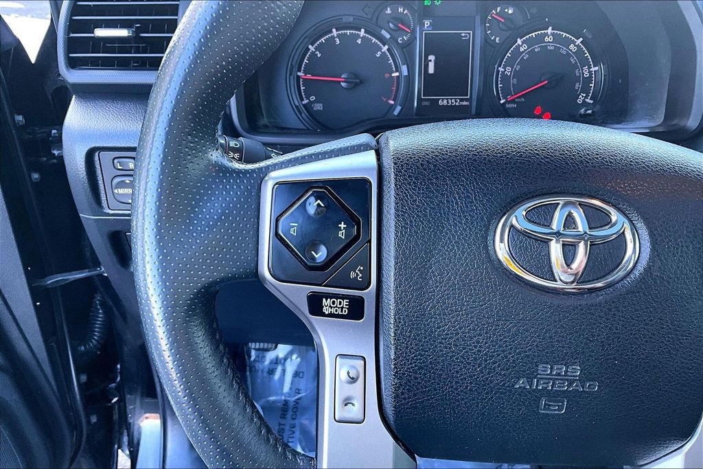 Used 2022 Toyota 4Runner SR5 Premium w/ Moonroof Package image 18