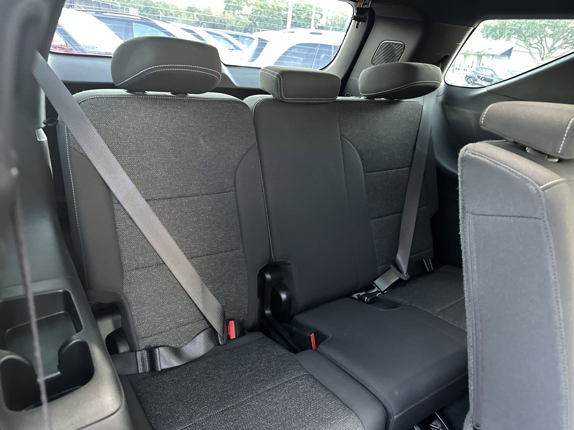 Used 2024 Chevrolet Traverse LS image 24