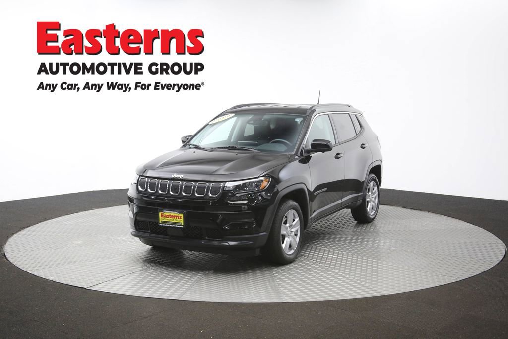 Used 2022 Jeep Compass Latitude w/ Convenience Group AWD/4WD image 55